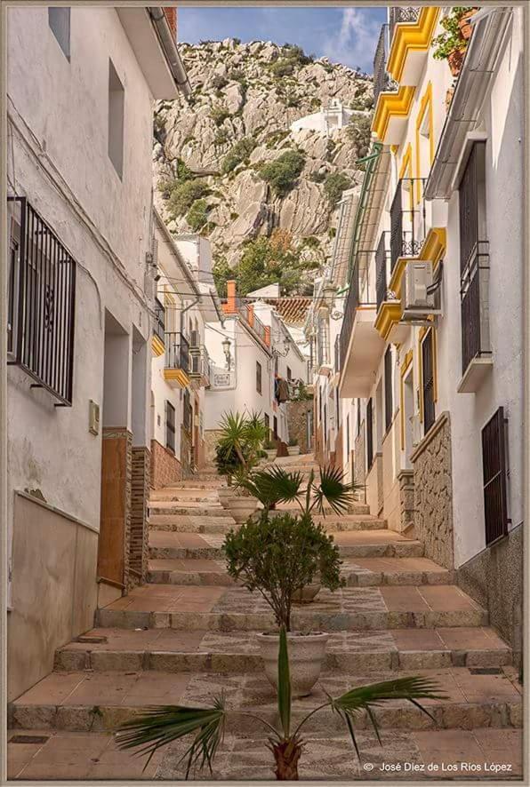 Вилла Casa Clara, Caminito De Rey Valle de Abdalagis Экстерьер фото